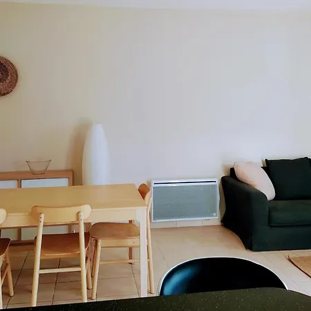 Tres Bel Appartement Spacieux Signes Exterior photo