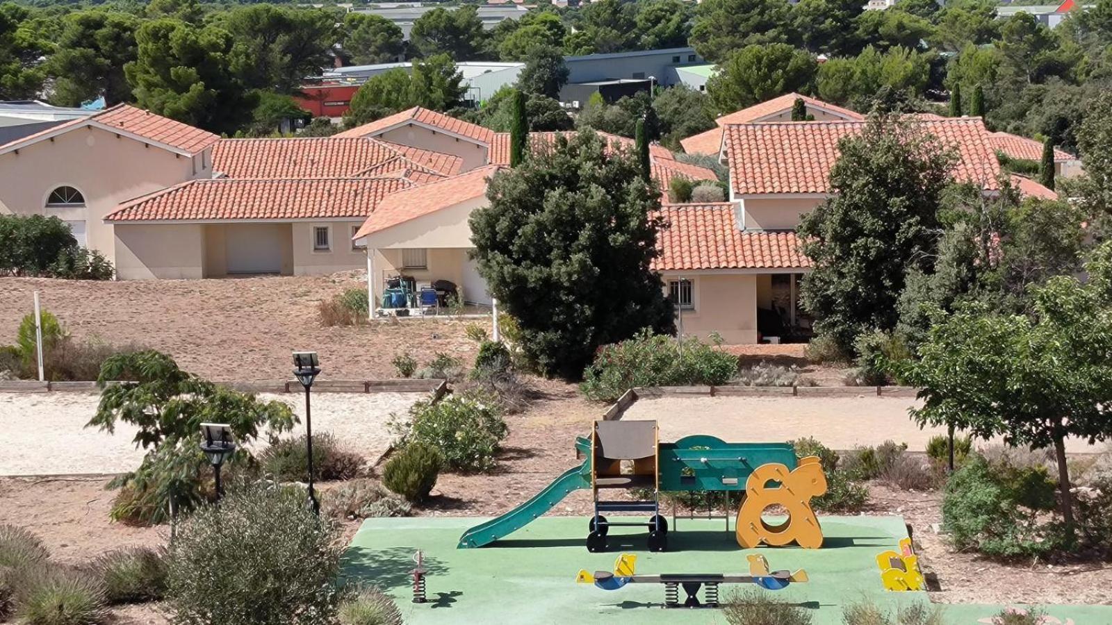 Très Bel Spacieux Appartement *